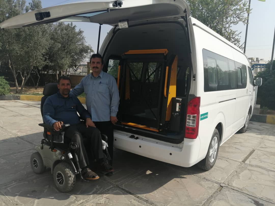 اضافه شدن پنج دستگاه ون برای جابجایی افراد دارای معلولیت به ناوگان حمل و نقل شیراز