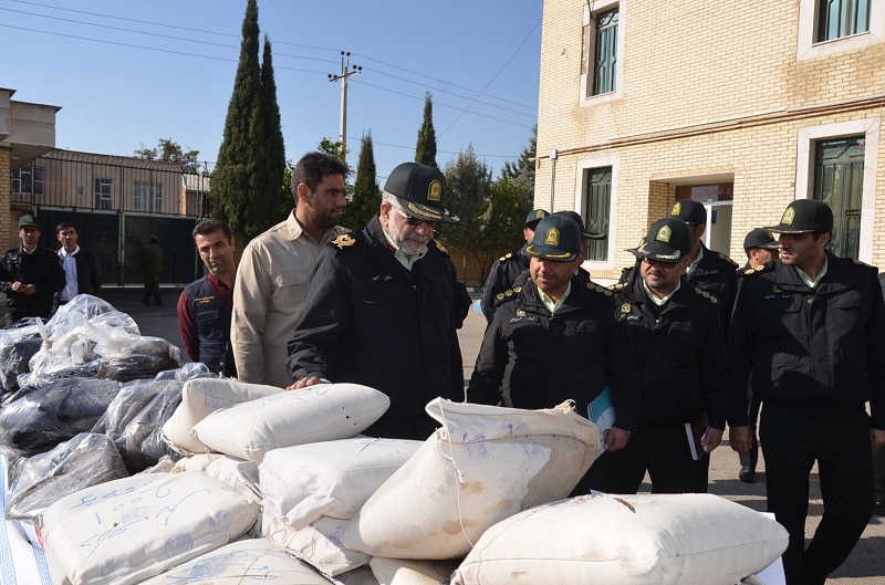 کشف ۲ تن و ۲۱۸ کیلو مواد مخدر در فارس