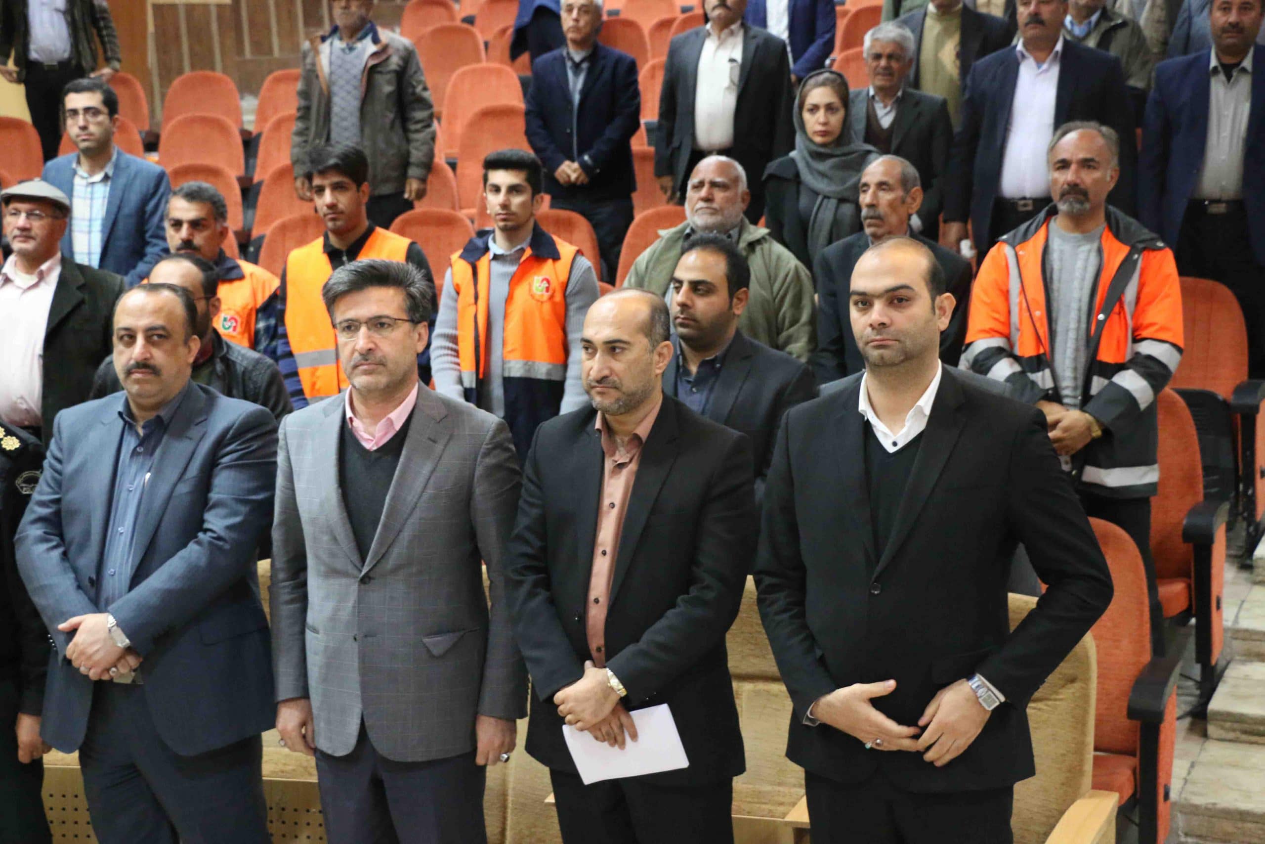 همایش گرامیداشت هفته حمل و نقل، رانندگان و راهداری در جهرم برگزار شد