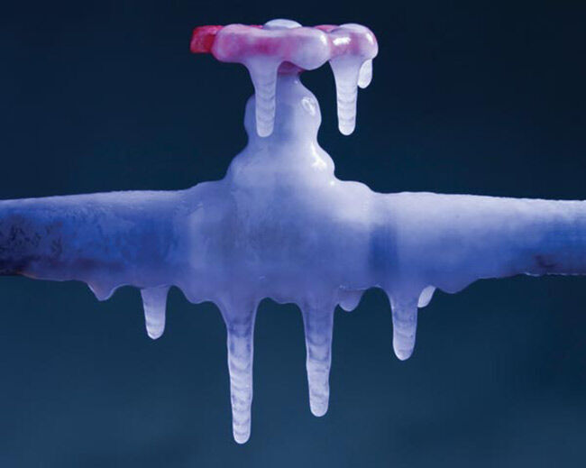 یخ‌زدگی موجب ترکیدگی ۱۹۵ دستگاه کنتور آب در زنجان شد