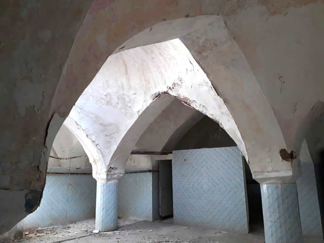 حمام تاریخی کَزِمان استهبان مرمت می‌شود
