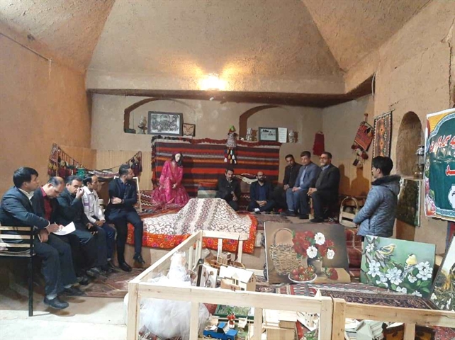 برپایی نمایشگاه هنرهای سنتی در شهرستان اقلید
