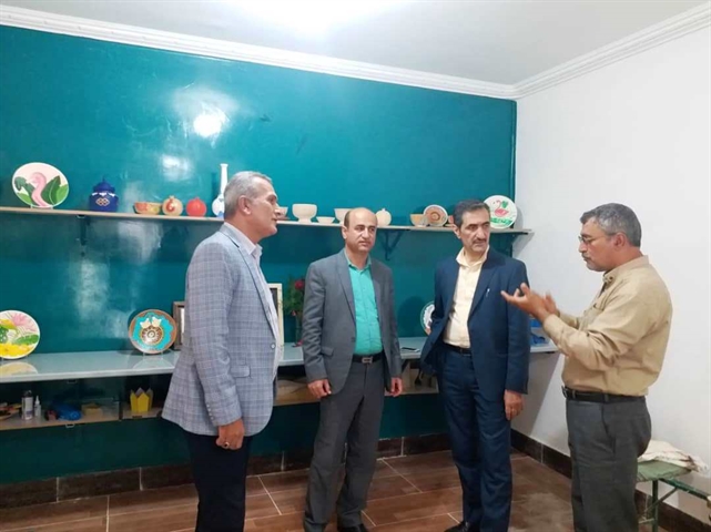 افتتاح ۳ کارگاه صنایع دستی سفال گری در شهرستان لامرد