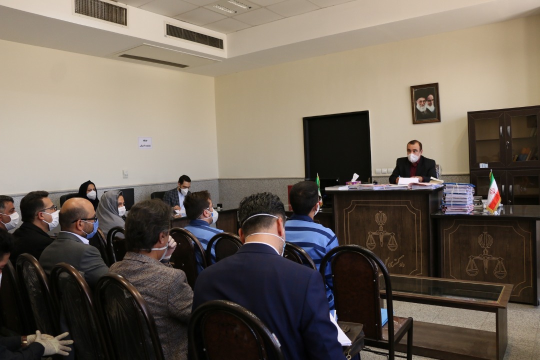 اولین جلسه دادگاه رسیدگی به پرونده ۳ هزار صفحه‌ای شهرداری صدرا
