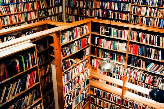 عنوان پایتخت کتاب ایران فاقد گذر کتابفروشی است