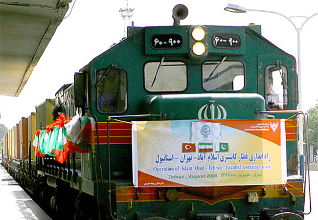 رونق تجارت ایران و پاکستان با حرکت قطارهای باری در مسیر ITI