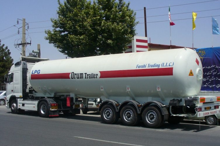 تنها ۵ درصد گاز مایع تولیدی در ایران به پتروشیمی ‌ها تزریق میشود