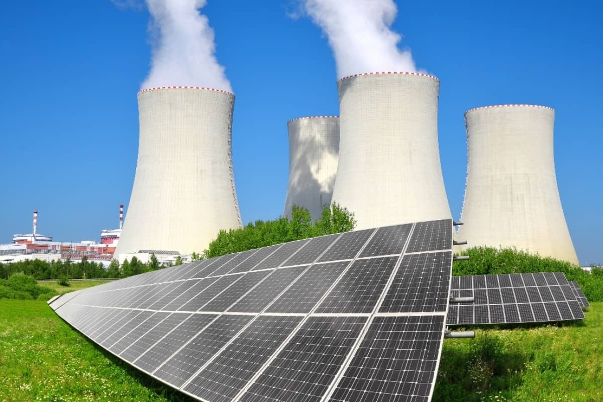 مزیت رقابتی نیروگاه‌های هسته ای در مقایسه با نیروگاه‌های فسیلی