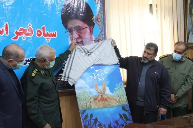 تابلو نقاشی با عنوان «۱۷۵» به یاد شهدای غواص در شیراز رونمایی شد