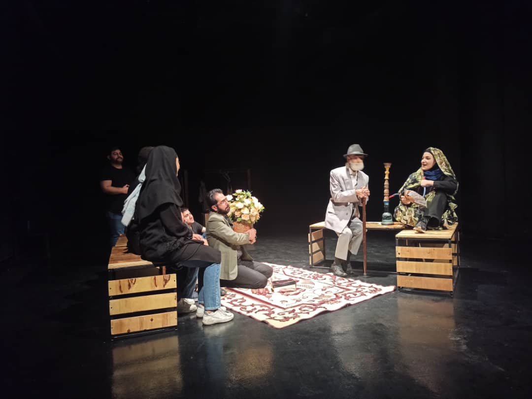 تئاتر پینوکیو تبارشناسی داستان دروغ و تنهایی به روی صحنه رفت