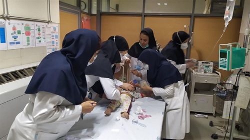 نجات جان کودک ۹ماهه باتلاش تیم پزشکی مرکز درمانی حضرت زینب(س)
