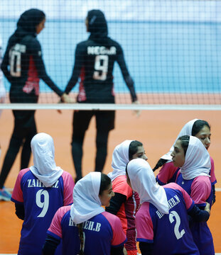 شیراز میزبان جهان بین شهرکردبانوان والیبالیست