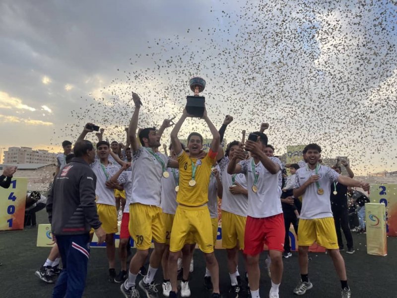 شیراز بر قله فوتبال زیر هجده‌ سال کشور/ پیشگامان شیراز قهرمان ایران شدند