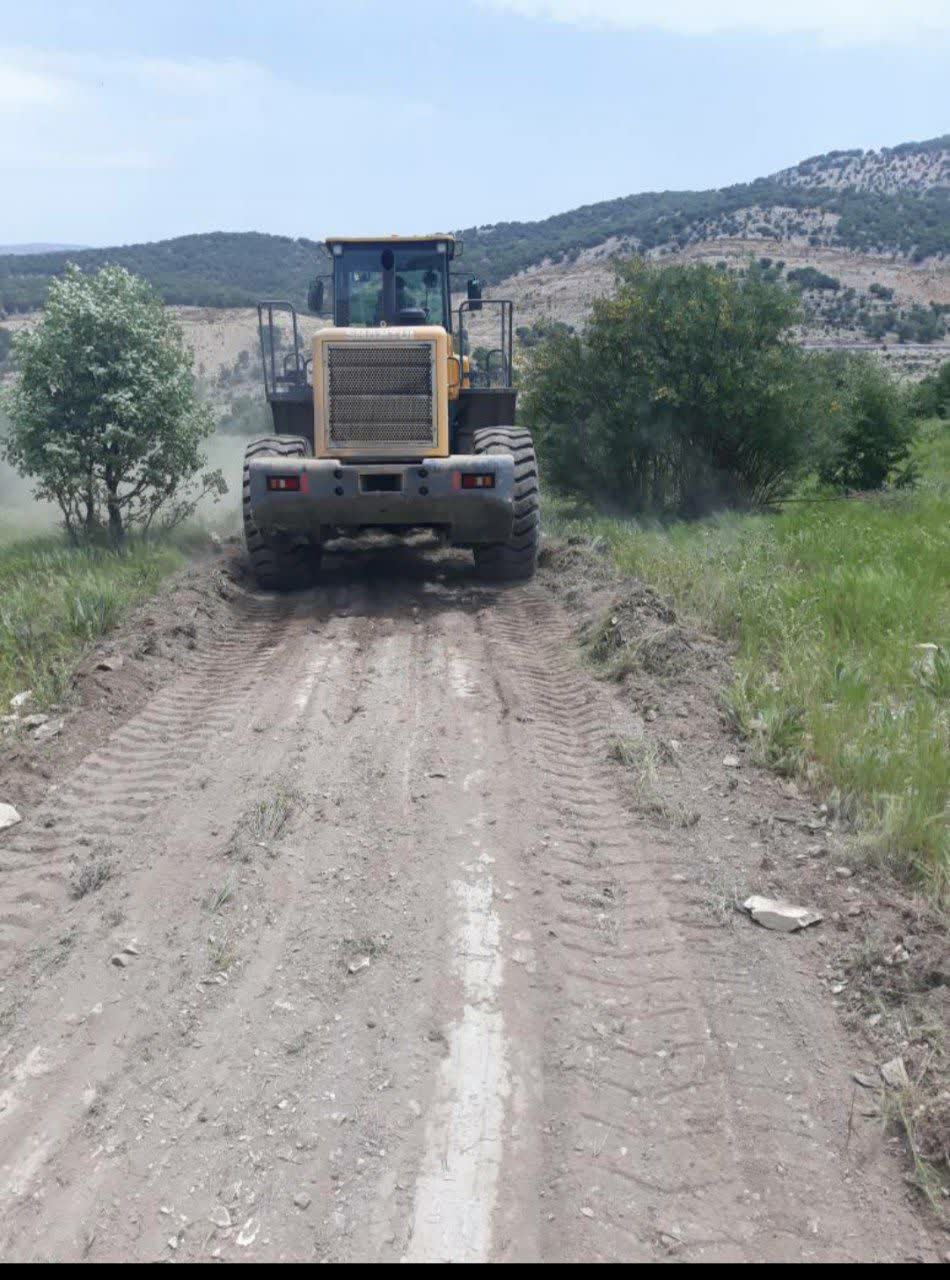 مهار آتش سوزی در بخش هایی از پارک ملی بمو شیراز