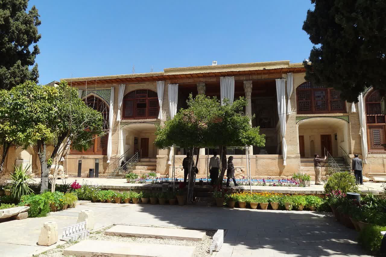 موزه سنگ هفت تنان شیراز به دلیل تعمیرات تعطیل شد
