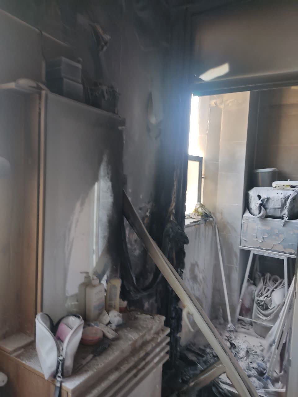 اطفاء به موقع حریق آپارتمان ۴ طبقه در شیراز