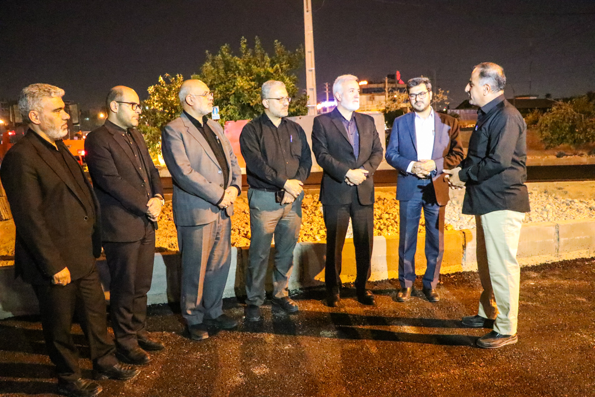 بررسی میدانی پروژه تعریض پل سلمان فارسی در چهاردهمین بازدید شبانه مدیریت شهری شیراز