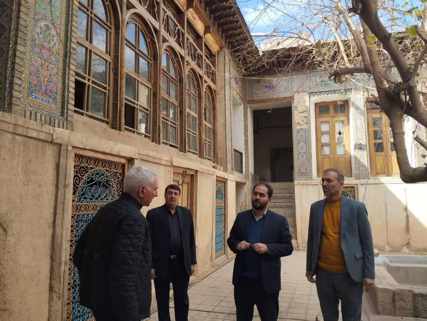آینده صنعت گردشگری شیراز در بافت است