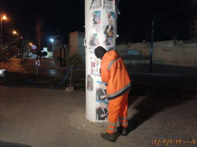 با تلاش شبانه پاکبانان شیرازی، بنرها و پوسترهای انتخاباتی جمع آوری شد