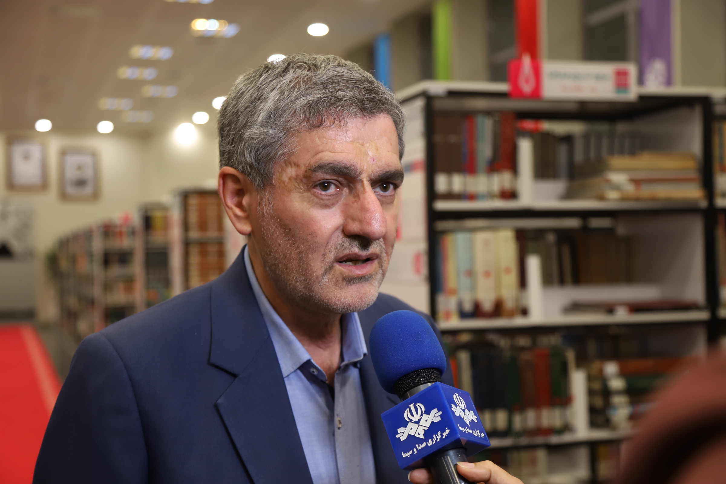 کتابخانه شهید دستغیب برای مردم استان خاطره انگیز است