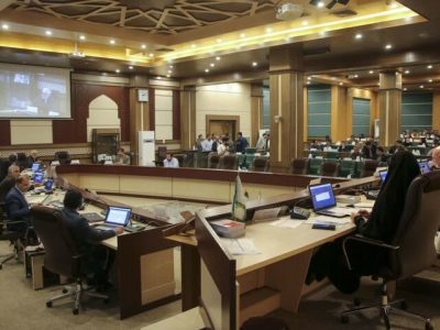 واکنش تند عضو شورا به لایحه شهرداری شیراز در خصوص تامین مالی یک ساختمان دادگستری فارس