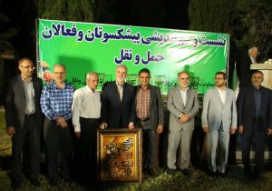 پیوند تجربه و نوآوری در حمل‌ونقل شهری؛ شهرداری شیراز از پیشکسوتان این عرصه تقدیر کرد