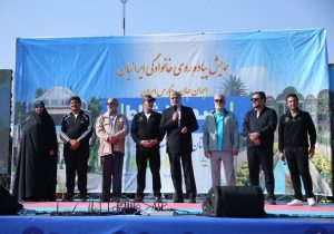 شکوه حضور مردمان فرهنگدوست شیراز در پنجمین رویداد بزرگ پیادهروی خانوادگی؛ جلوهای از نشاط، همدلی و تمدن ایران