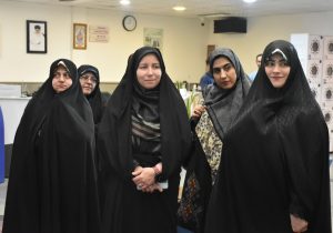 کتابخانه‌های عمومی می‌توانند پایگاه تعامل و هم‌افزایی بین‌نسلی باشند