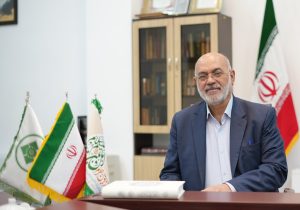 تجربه ۴ ساله شورای شیراز؛ خدمت خالص به مردم، کلید برکات الهی است/ پایبندی به مکتب علوی، ما را به سمت عموم مردم و دوری از “ژنهای خوب” سوق داد/ شهر با بخشنامه اداره نمی شود بلکه با اعتماد زنده میماند