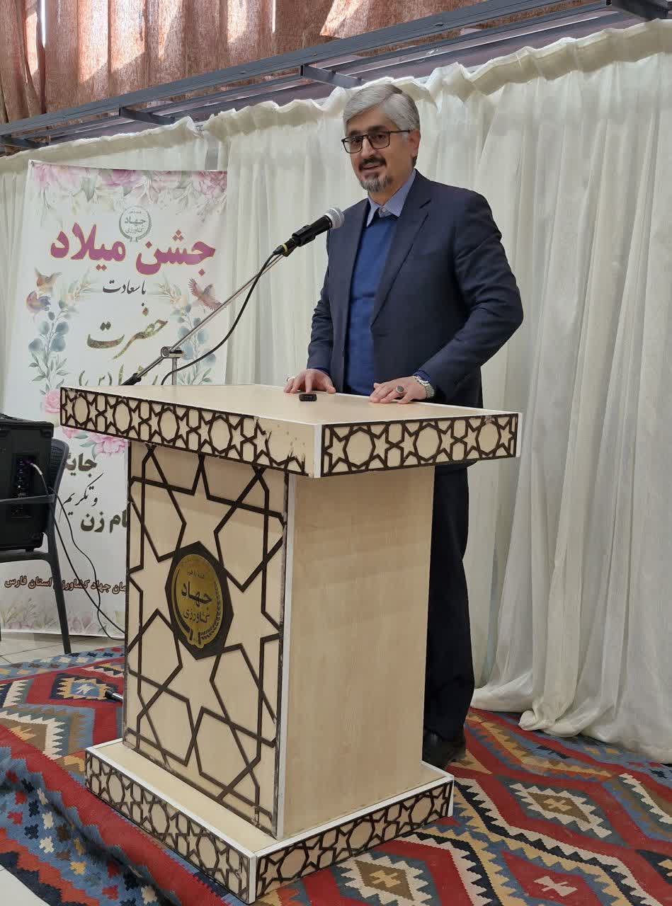 جانشین پروری با محوریت بانوان در جهاد کشاورزی جانشین پروری با محوریت بانوان در جهاد کشاورزی