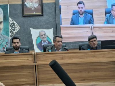 بازدید رییس سازمان بازرسی منطقه ۳ كشوری و بازرس كل استان فارس از شهرستان خرمبید با حضور مدیران ارشد صنعت آب استان فارس