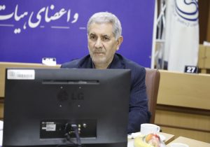در نشست با وزیر بهداشت؛ رئیس دانشگاه علوم پزشکی شیراز مهمترین برنامهها و اولویتهای راهبردی حوزه سلامت فارس را تشریح کرد