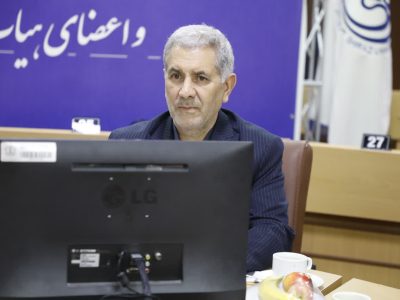 در نشست با وزیر بهداشت؛ رئیس دانشگاه علوم پزشکی شیراز مهمترین برنامهها و اولویتهای راهبردی حوزه سلامت فارس را تشریح کرد